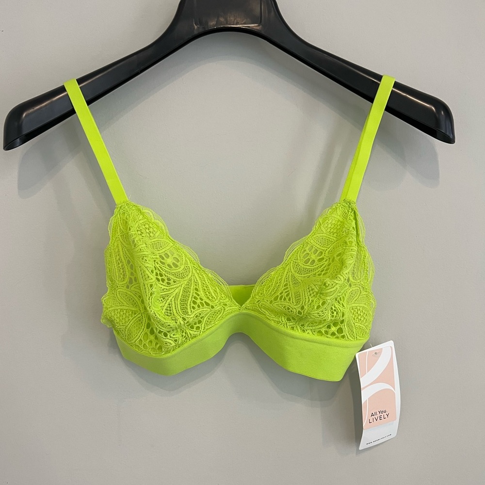 All You Lively Lace Bralette.